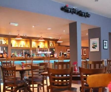 The Albert Hotel & Sports Bar Kingston upon Hull Exterior photo